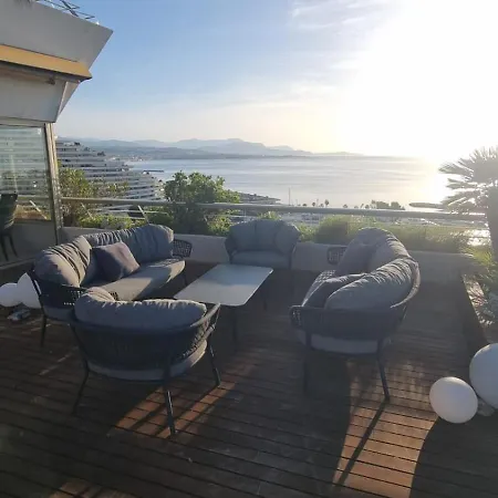 Marina - Stunning View